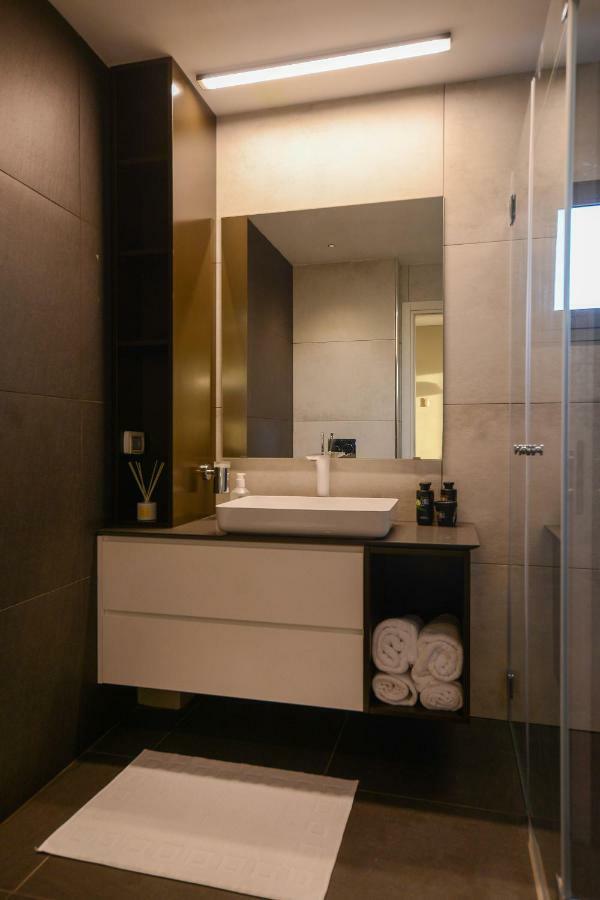 חיפה Luxury Suites By Notaly Ariel מראה חיצוני תמונה