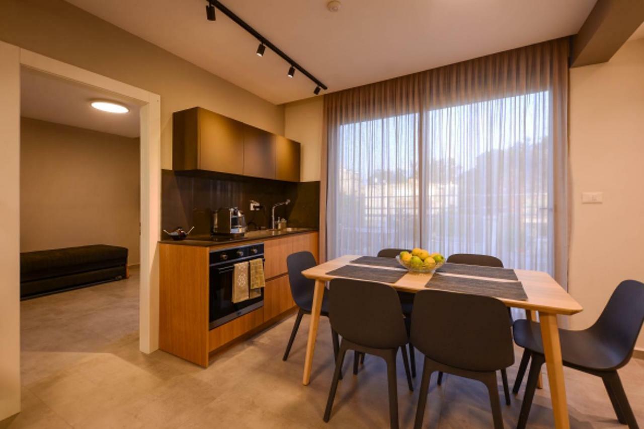 חיפה Luxury Suites By Notaly Ariel מראה חיצוני תמונה
