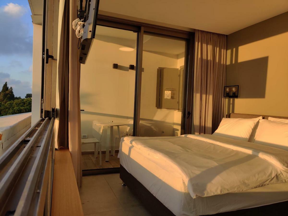 חיפה Luxury Suites By Notaly Ariel חדר תמונה
