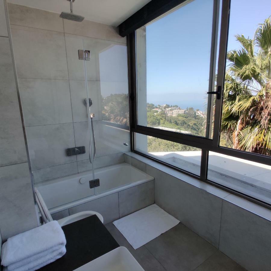 חיפה Luxury Suites By Notaly Ariel מראה חיצוני תמונה